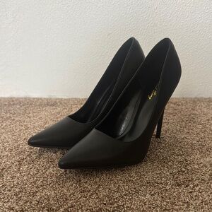 Classic Matte Black Pumps by Elizabet Tang